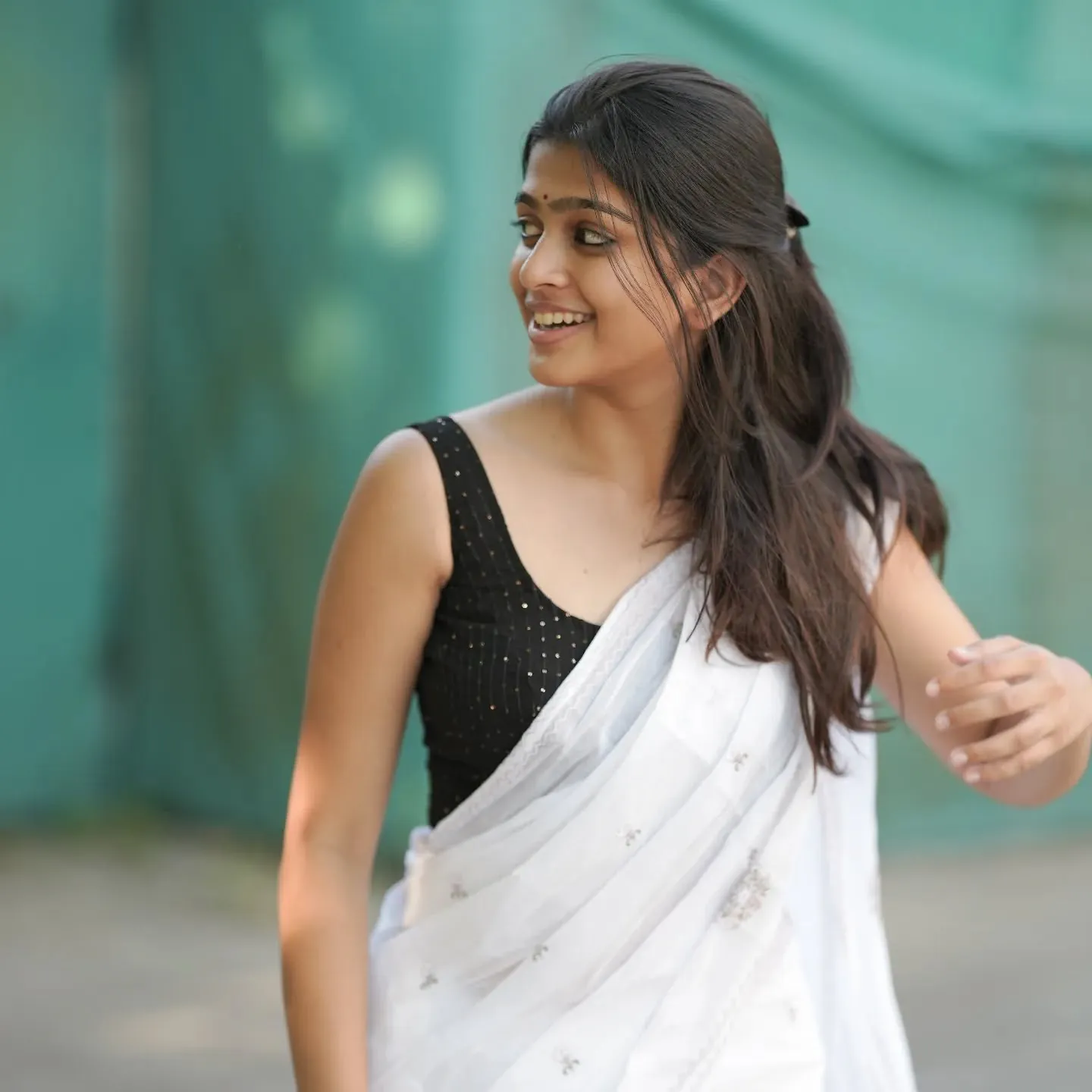 Ananthika Sanilkumar - ananthika-sanilkumar-hot-2.webp